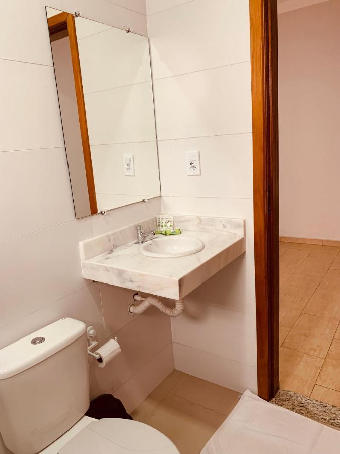 Hotel Belvedere Araras - Facil Acesso Hospital Sao Leopoldo E Faculdades Kültér fotó