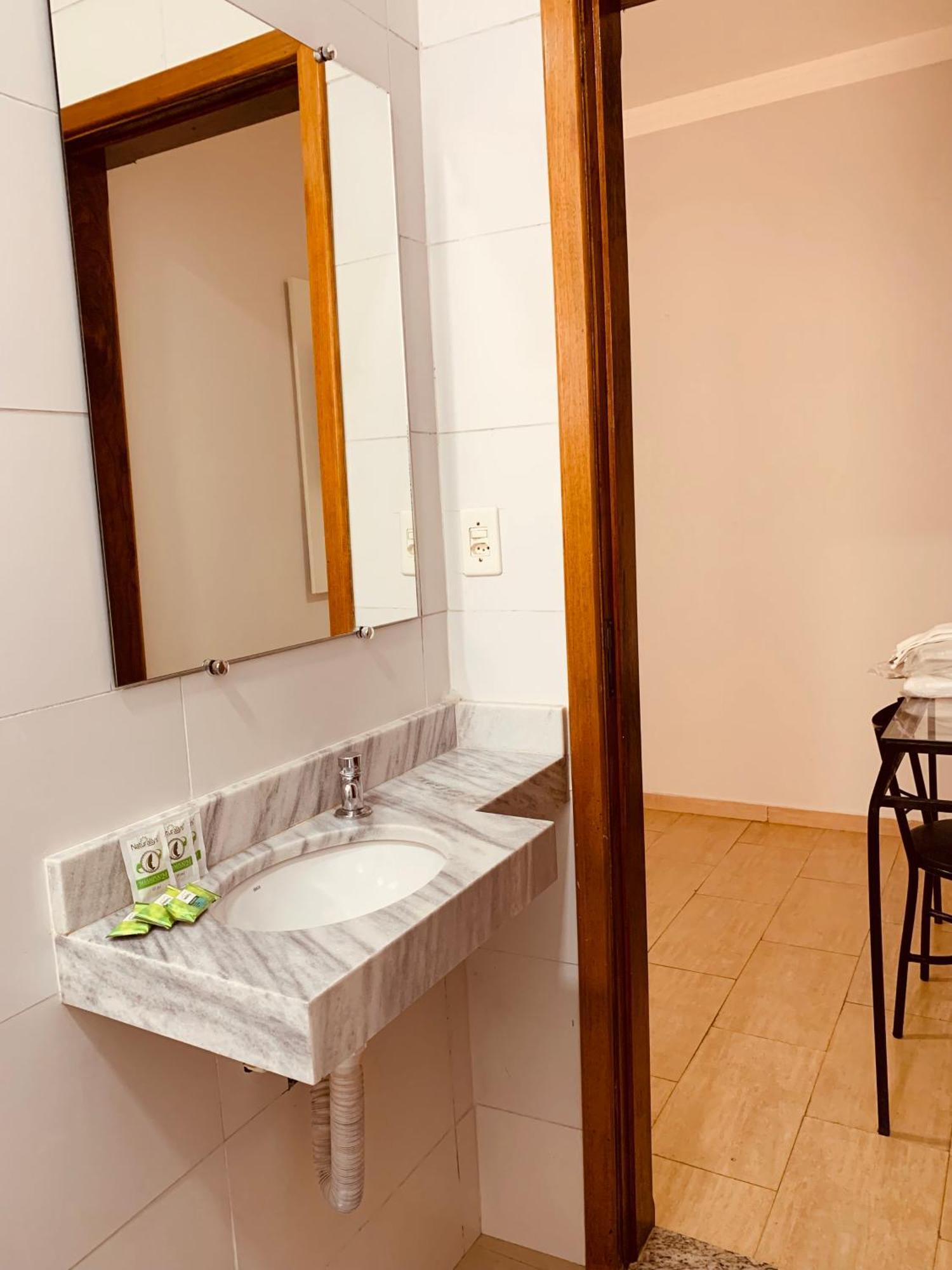 Hotel Belvedere Araras - Facil Acesso Hospital Sao Leopoldo E Faculdades Szoba fotó